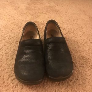 Alegria nursing shoes